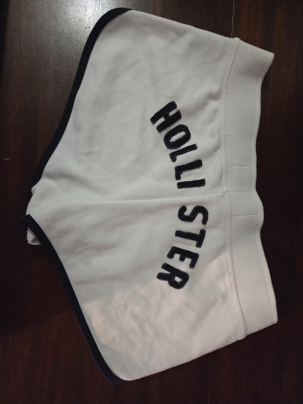 Hollister White Athletic Lounge Shorts with Black Trim Euc Size M - Picture 3 of 3